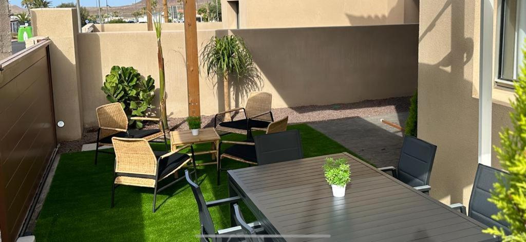 Golf Tenerife South XX Wheel Accessible Shower XX Free Wifi XX Private Pool 30 Degrees XX Two Terraces 30M2X60M2 Xxfree Parking XX Mountain View XX Flatscreen 65 Inch XX 圣米格尔德阿沃纳 外观 照片