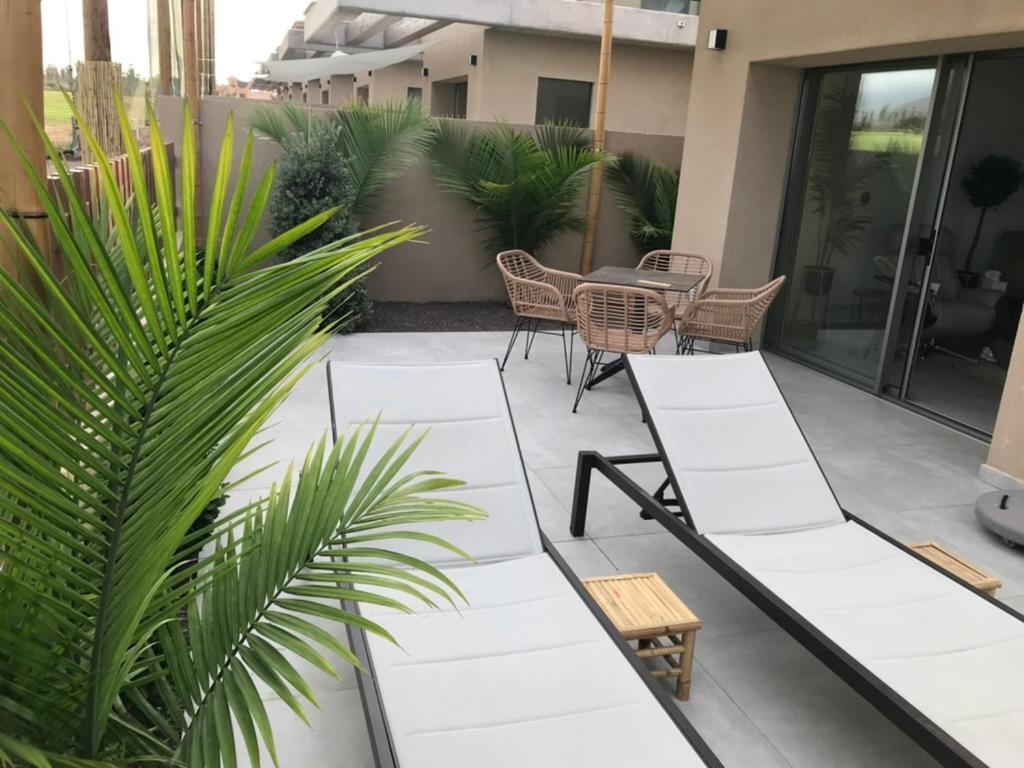 Golf Tenerife South XX Wheel Accessible Shower XX Free Wifi XX Private Pool 30 Degrees XX Two Terraces 30M2X60M2 Xxfree Parking XX Mountain View XX Flatscreen 65 Inch XX 圣米格尔德阿沃纳 外观 照片